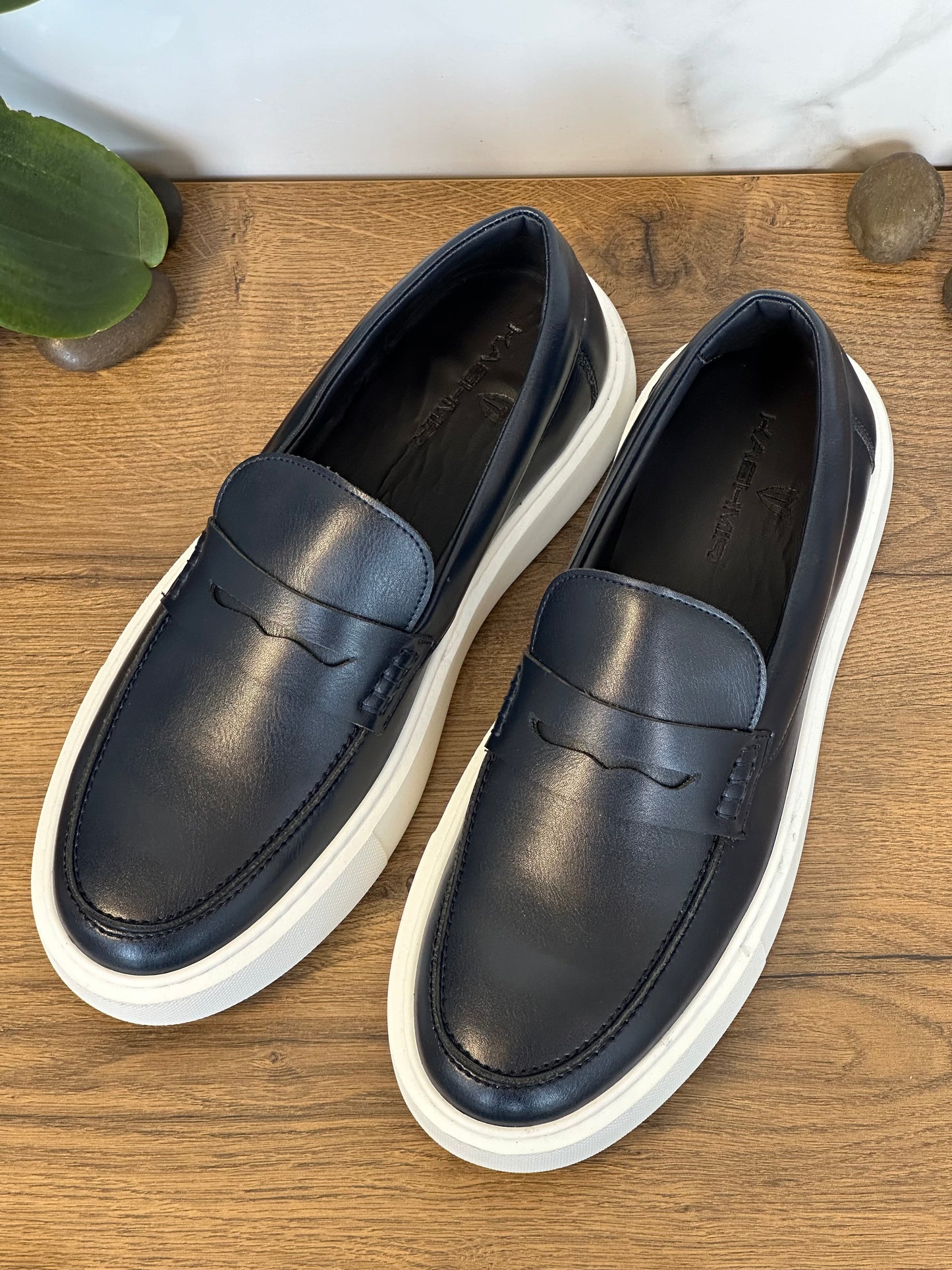 Leather Loafer - Navy