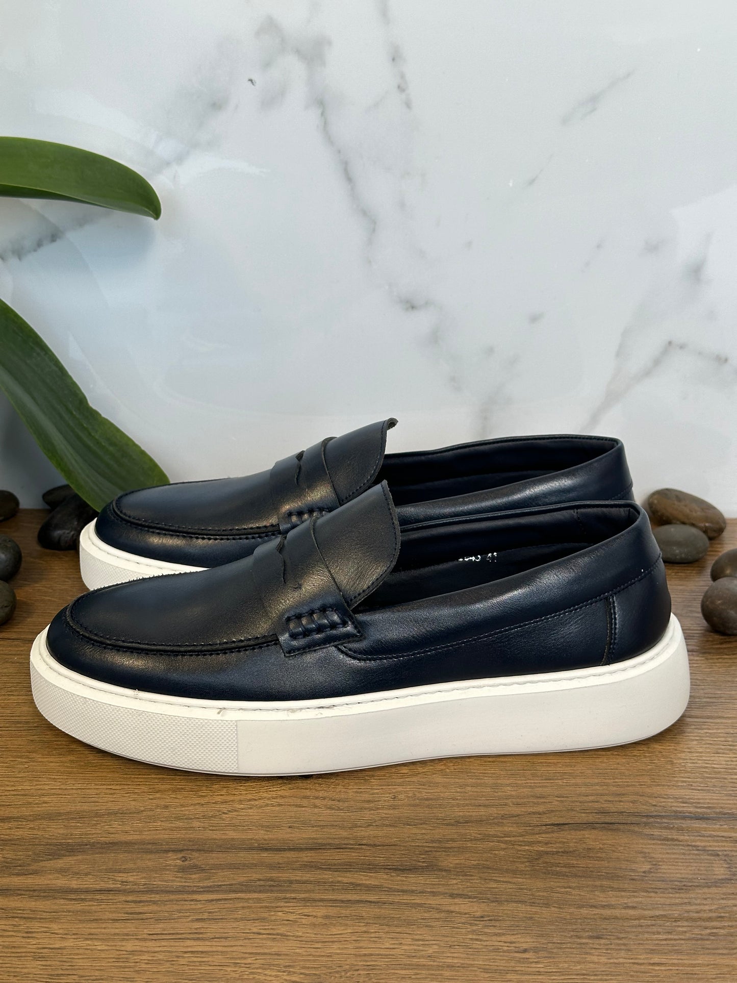 Leather Loafer - Navy