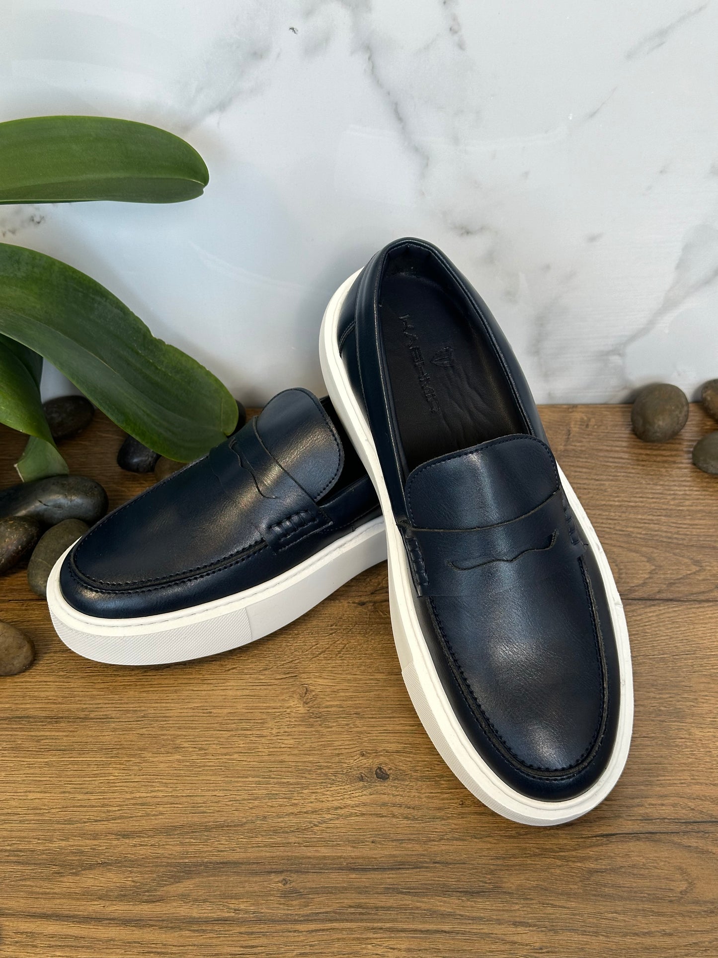 Leather Loafer - Navy