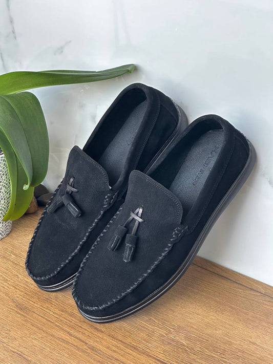 Split Suede Moccasin - Black